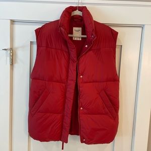 ❤️ Abercrombie Puffer Vest ❤️